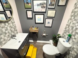 Photo 19- click for photo gallery